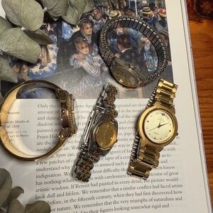 Vintage Watch Lot – Bulova, Oscar de la Renta & More